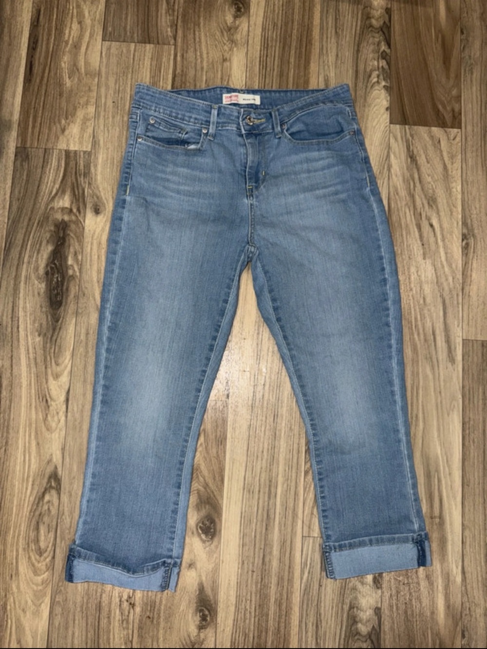 Signature by Levi Strauss Light Blue Cropped Tapered Jeans